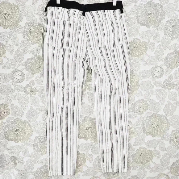 NYDJ Ankle Striped Women's Pants Chino Size 8 - Picture 3 of 8